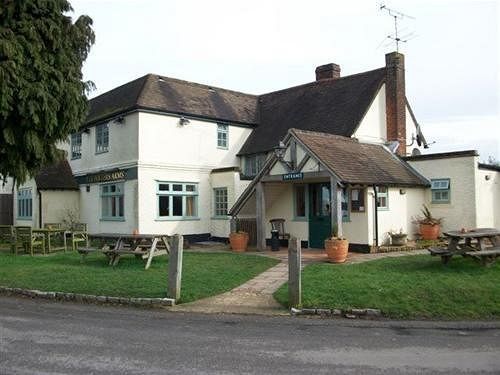 The Potters Arms Hotel Амършам Екстериор снимка